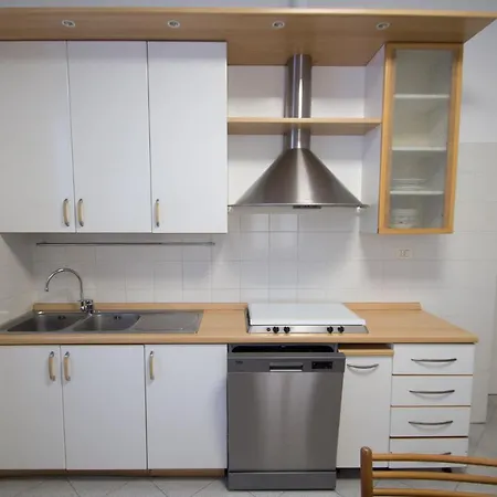 Due, A 10 Metri Dal Mare Apartment